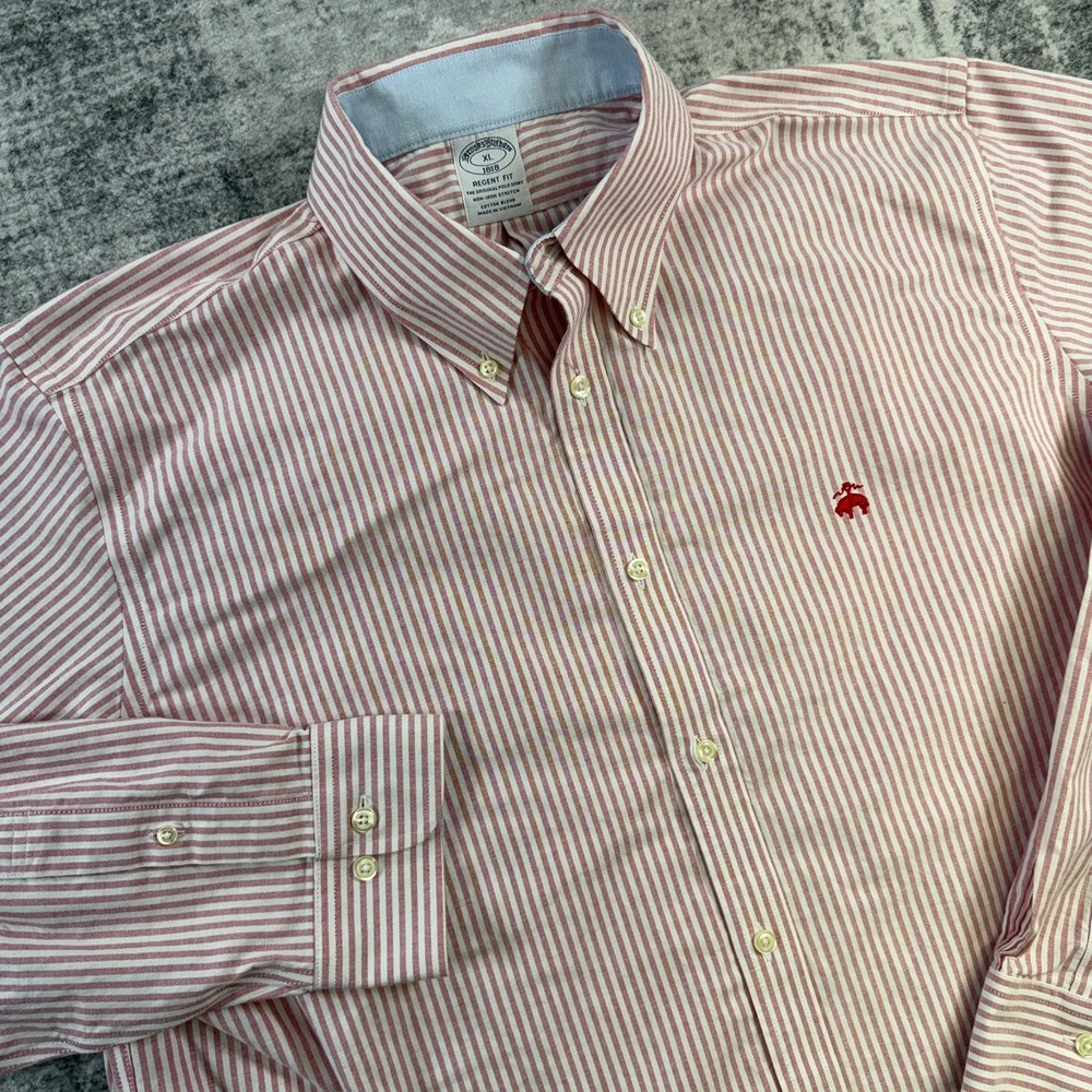Brooks Brothers Oxford Shirt Mens XL Red Striped Regent Fit Non Iron Stretch Ivy